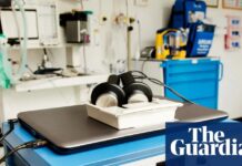 Вызывают Опасения Побочные Эффекты Электросудорожной Терапии: Призывы к Пересмотру