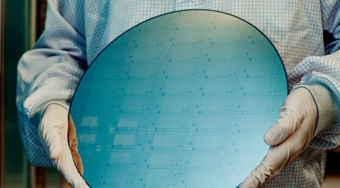 IBM робить крок вперед із модульними суперкомп’ютерами Nighthawk і Loon