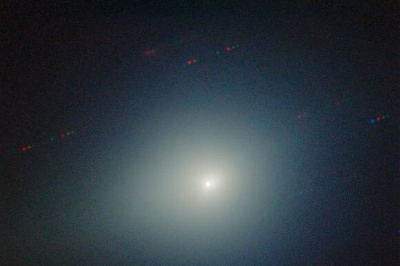 Міжзоряна комета 3I/ATLAS знята в нових деталях після проходження поблизу Сонця