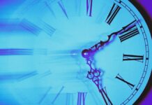 Час у США ненадовго сповільнився через шторм у Колорадо