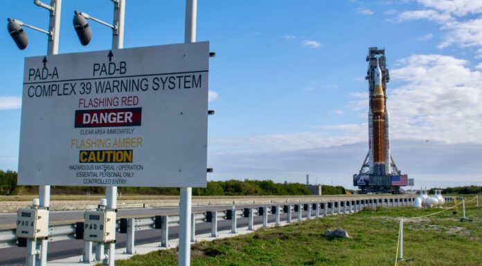 Місяць Artemis 2 Moon: запуск відкладено через проблеми з дозаправкою