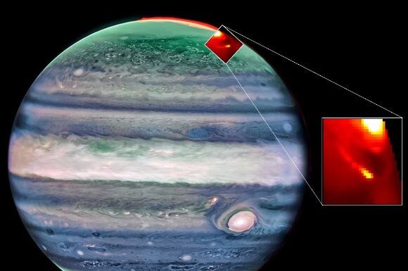 Телескоп Вебба Розкриває Несподівану Динаміку в Полярних Сяйво Юпітера