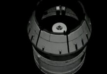 Пілот “Артеміди-II” вручну керує капсулою “Оріон” під час місячного тестового запуску