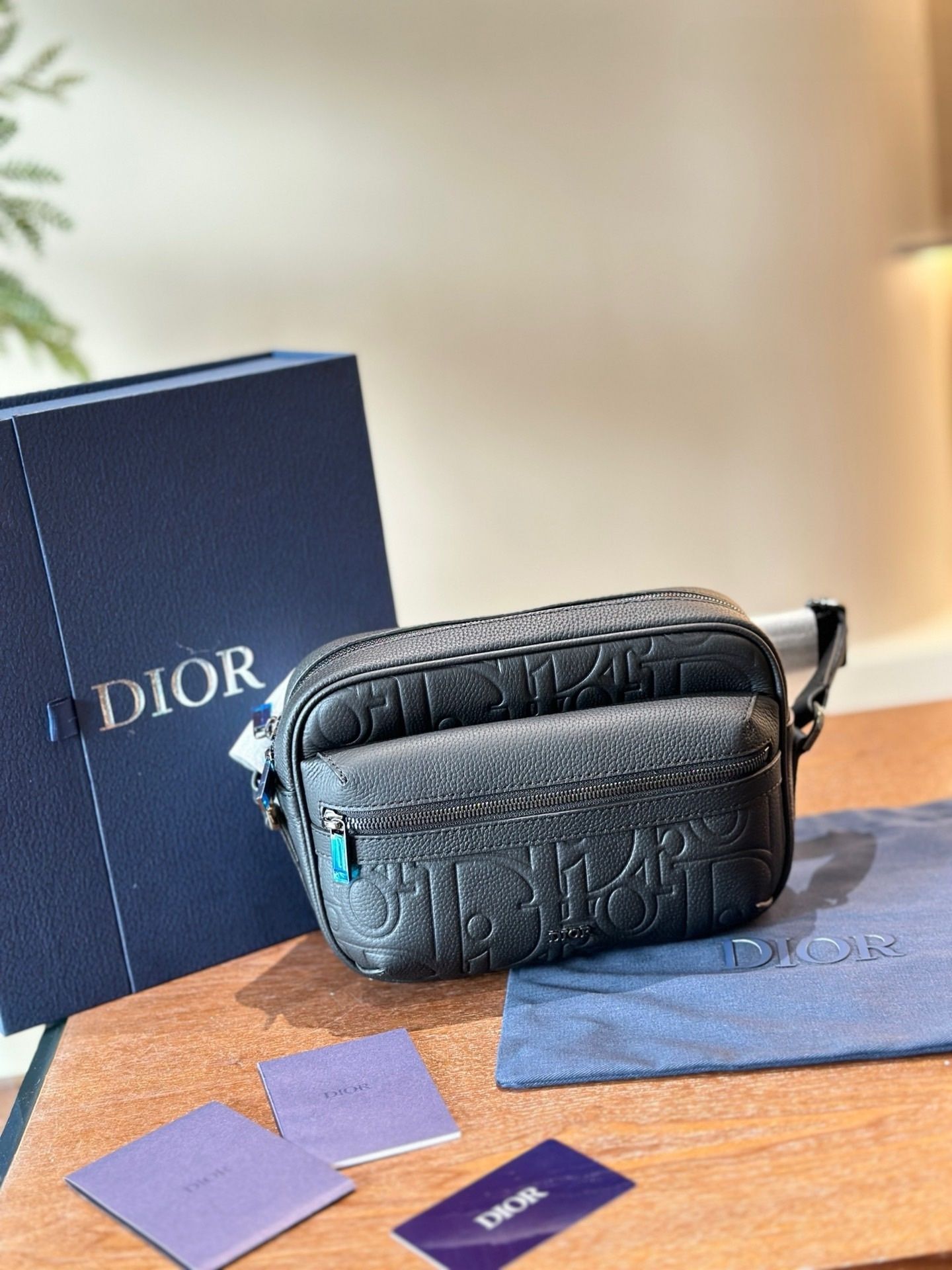 чоловіча сумка dior стиль