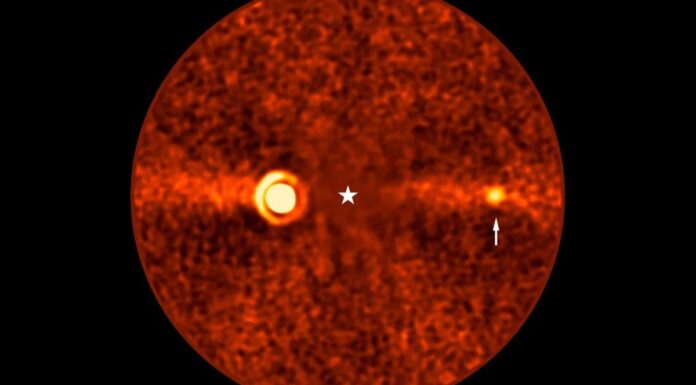 Accidental Ghost Planet Found Orbiting Beta Pictoris